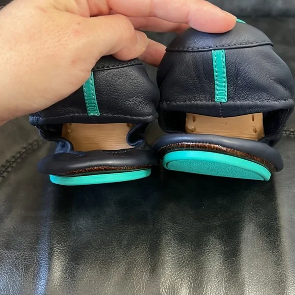 NWOT Tieks California Navy Flats - Picture 3 of 8